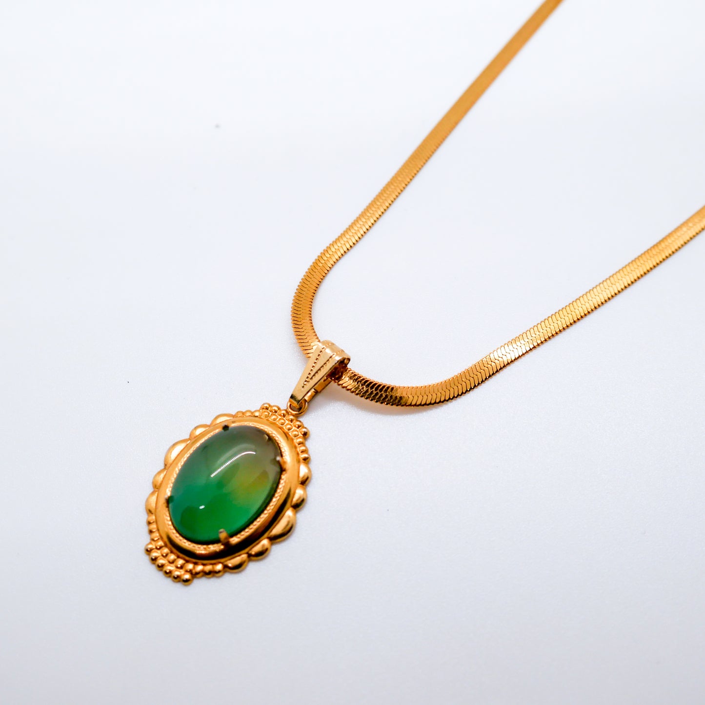 Regal Bravery Green Onyx Necklace