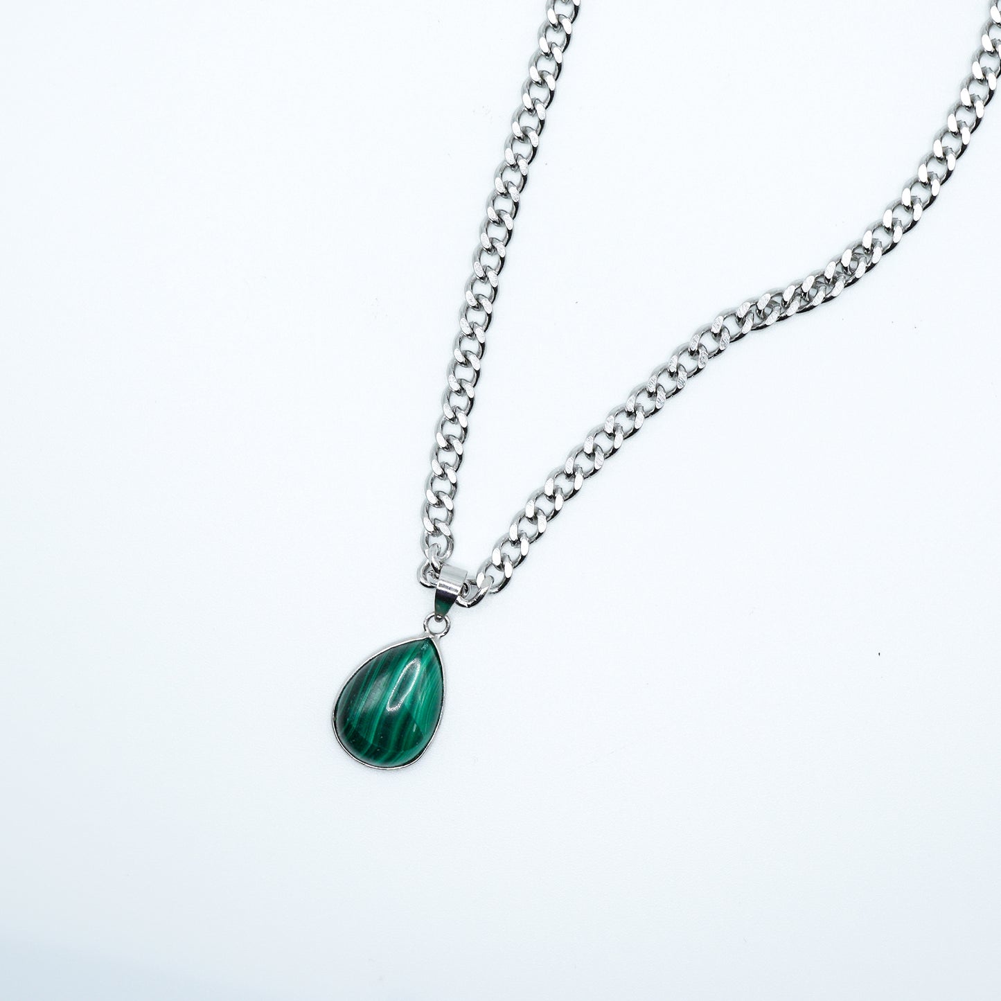 Minimalist Malachite Necklace
