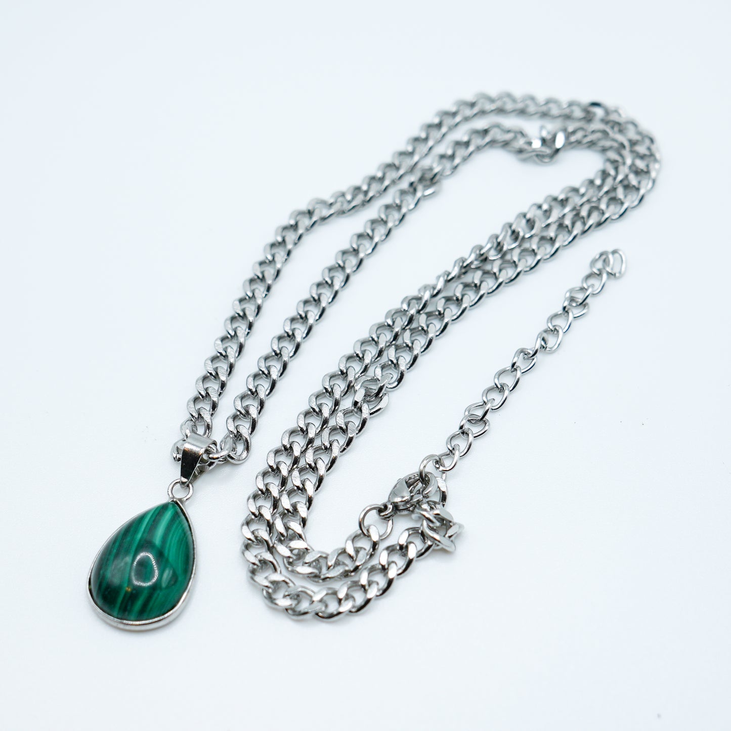 Minimalist Malachite Necklace