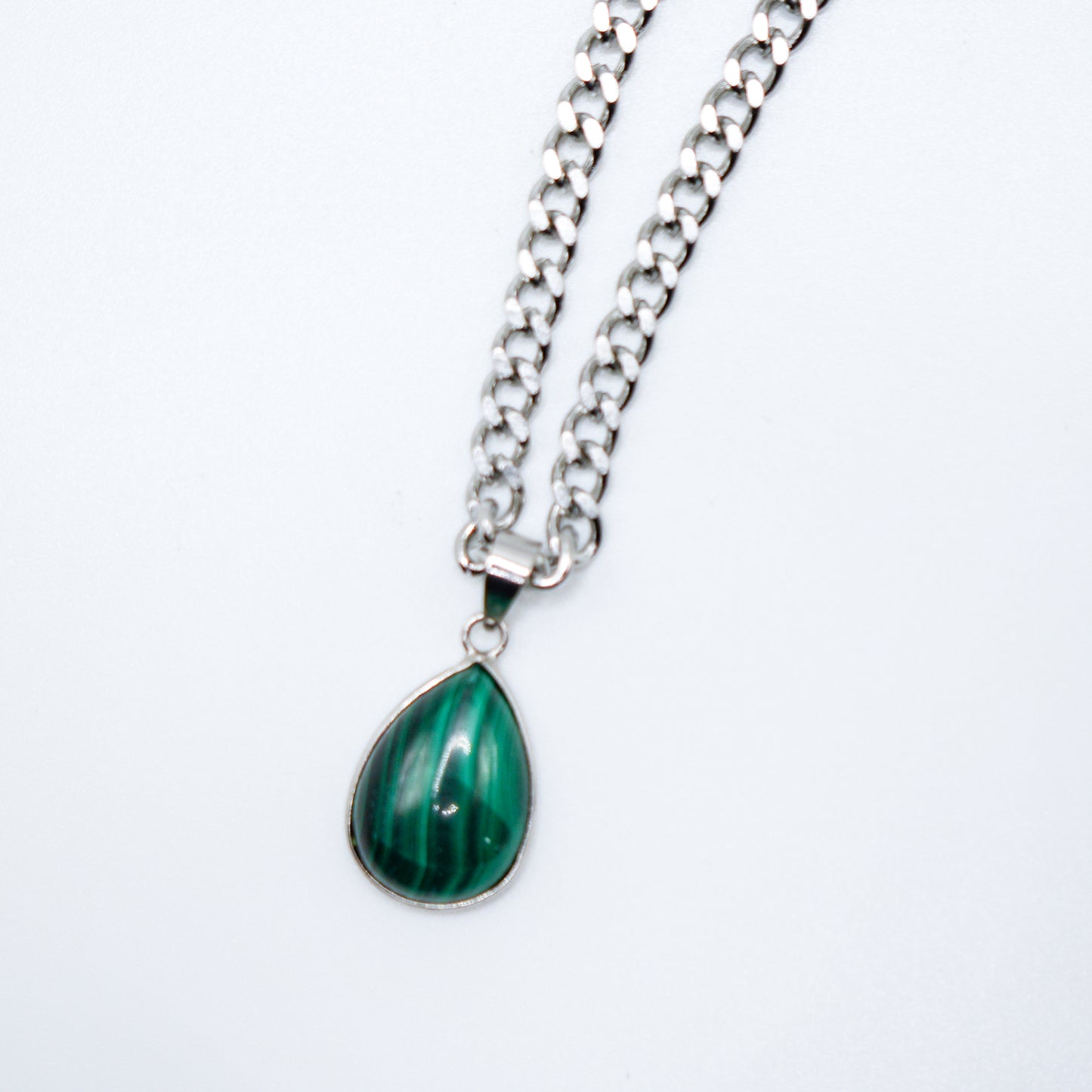 Minimalist Malachite Necklace