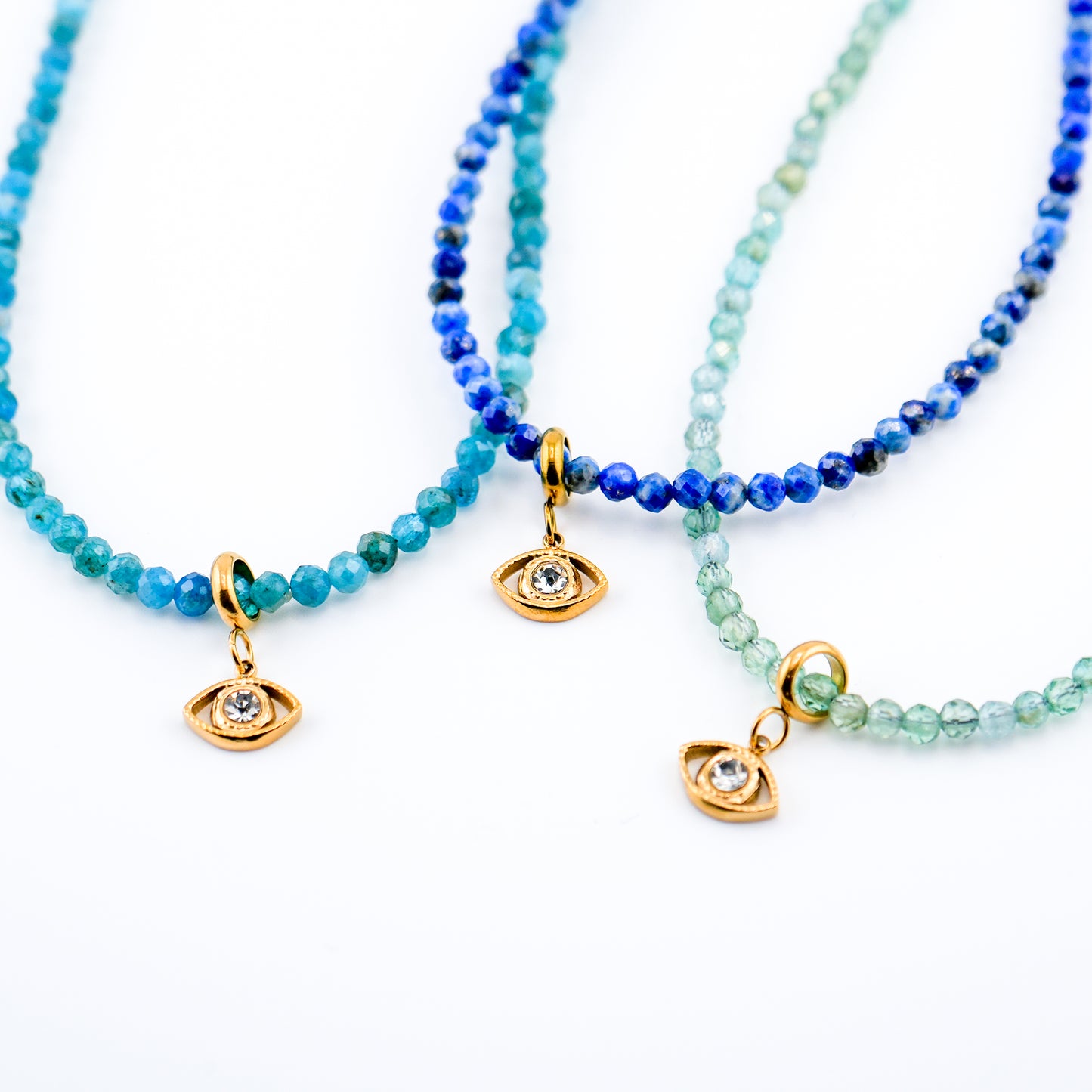 Ojos Pequeños Micro Crystal Necklace