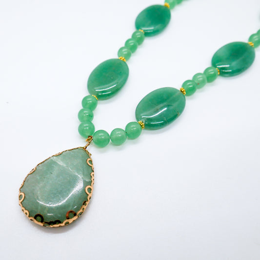 Gilded Growth Green Aventurine Necklace